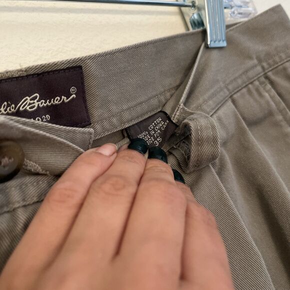 Eddie Bauer Cotton Pleated Twill Chino Shorts, Safari Gray- 35” Waist - Picture 5 of 9